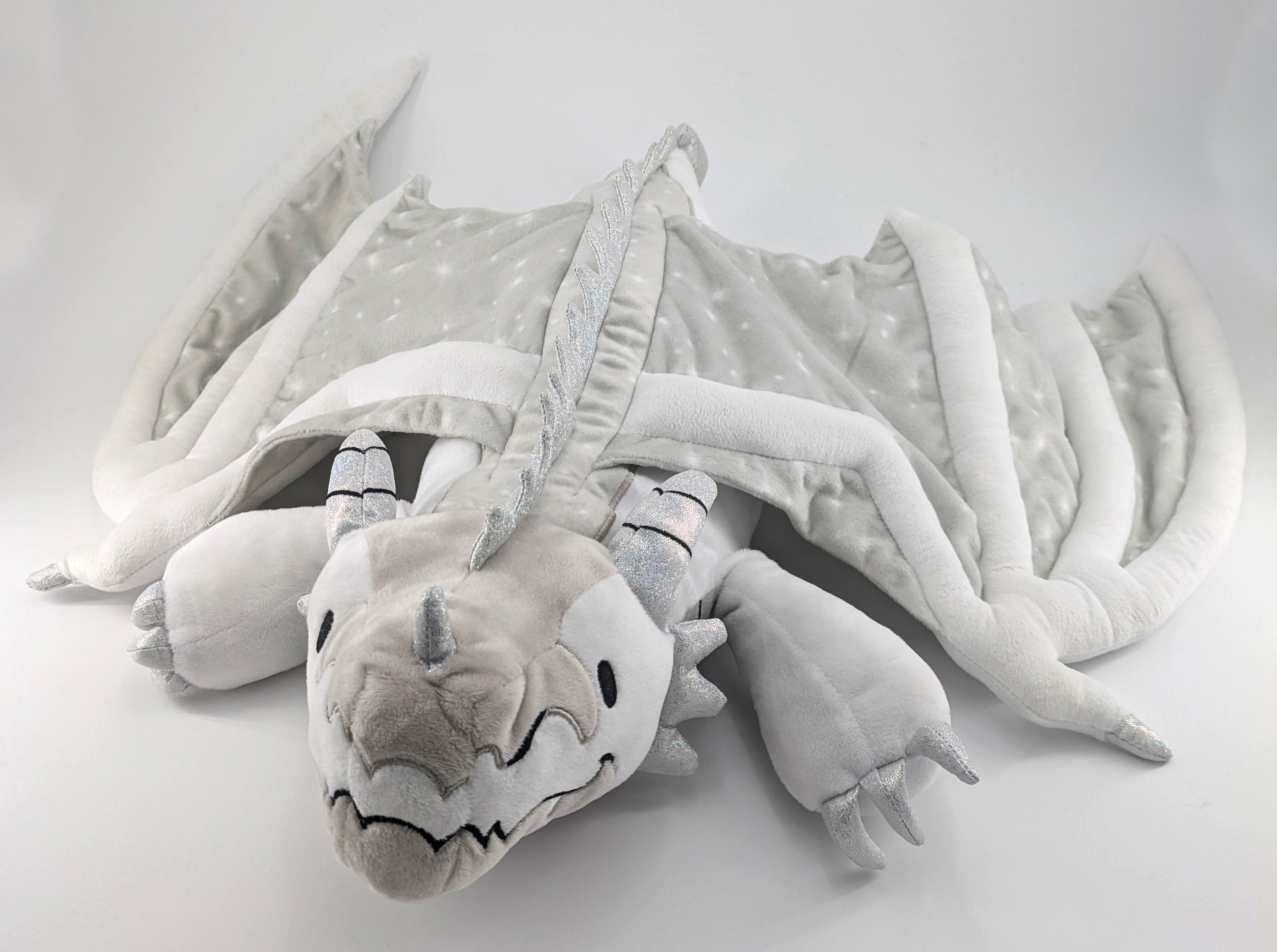 [PREORDER] Warmable White Dragon